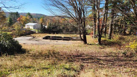 Land, Claremont, NH