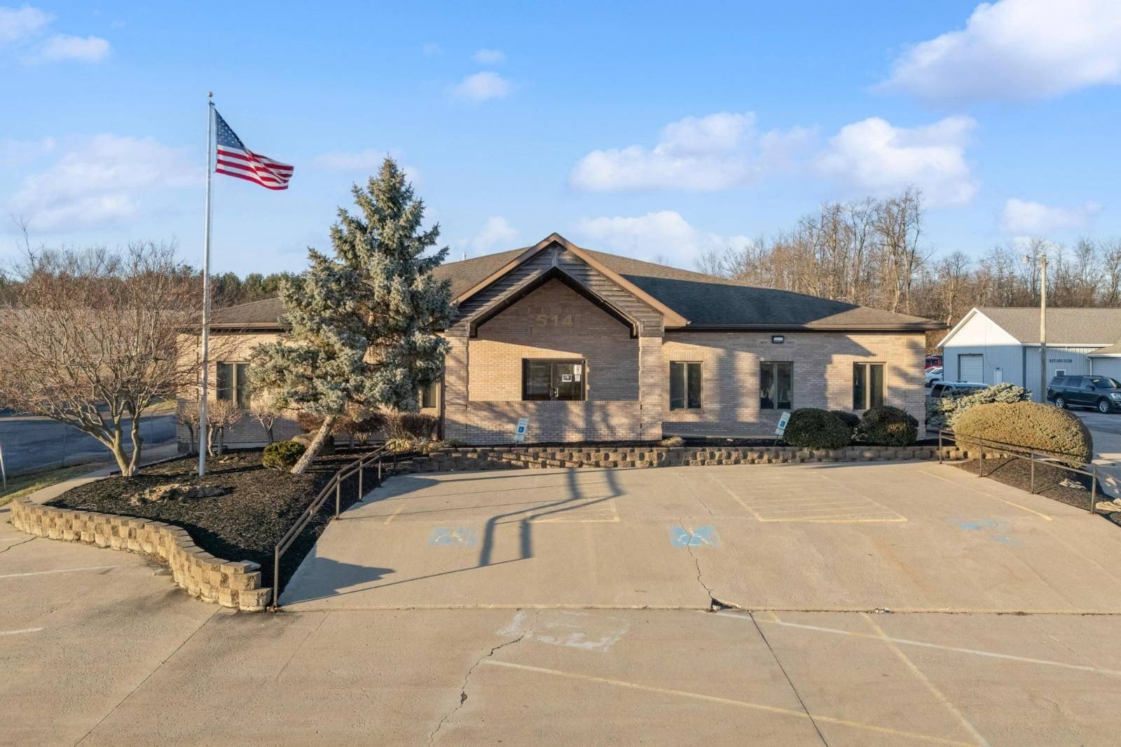 Hillsboro Commercial Building For Sale