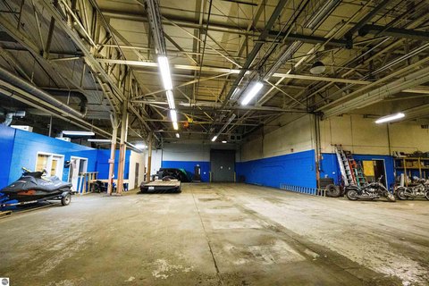 Heated Warehouse Storage with Docks