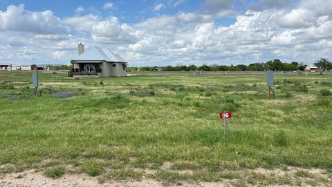 Build-Ready Lot in Arch Ray