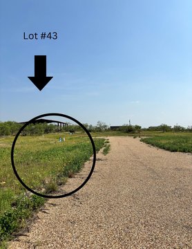 Lakefront Lot in Justiceburg, TX