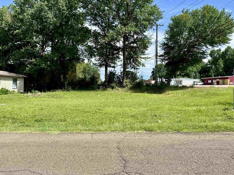 LAND - Longview, TX