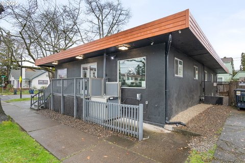 Remodeled Retail/Office Space Near UO