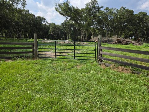 Fully Fenced Farmland Parcel