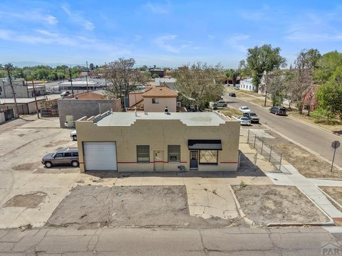 Turnkey Commercial Garage in Pueblo