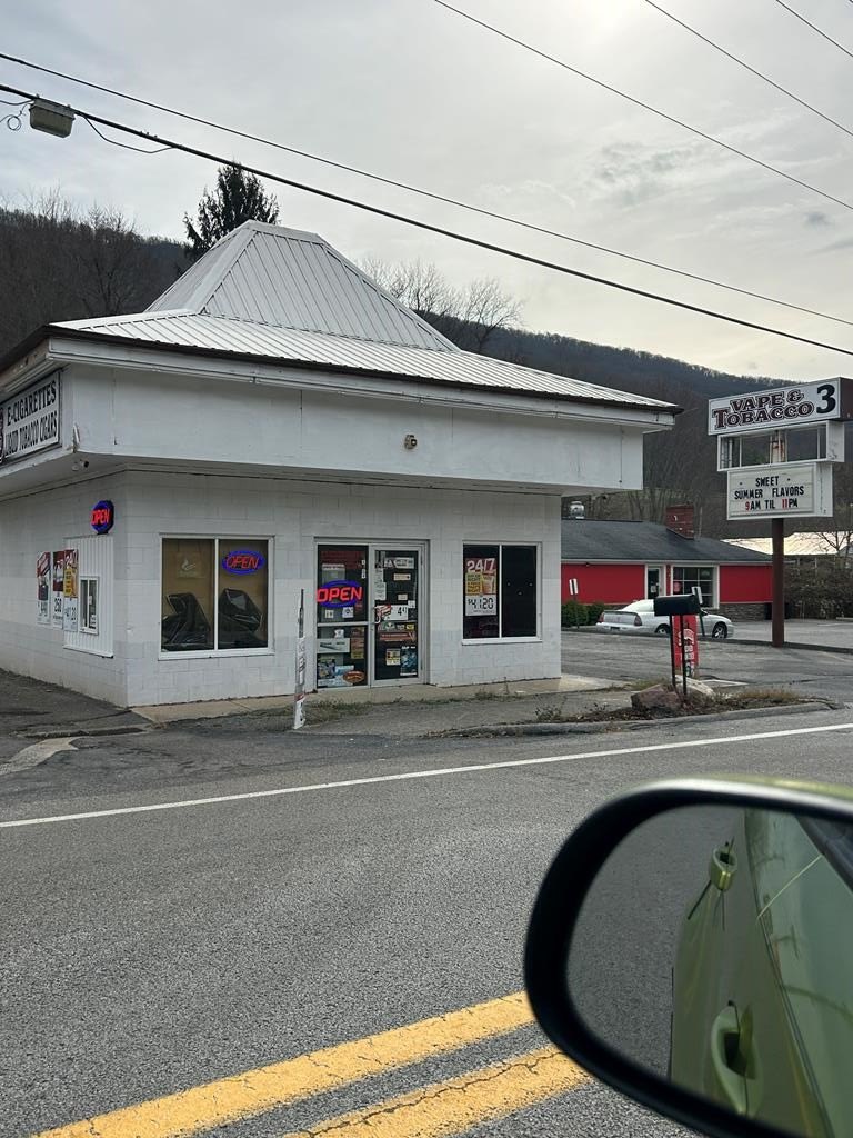 Commercial Building in Bluefield, WV