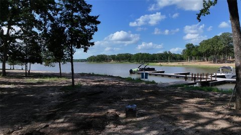 Lakefront Land in Long Cove