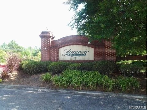 Residential Land in Montgomery, AL