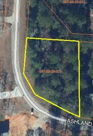 Wooded Lot Near Lake Thurmond