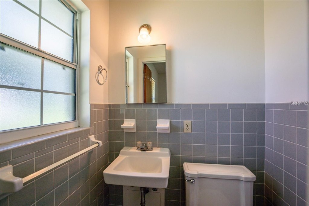 Picture 9