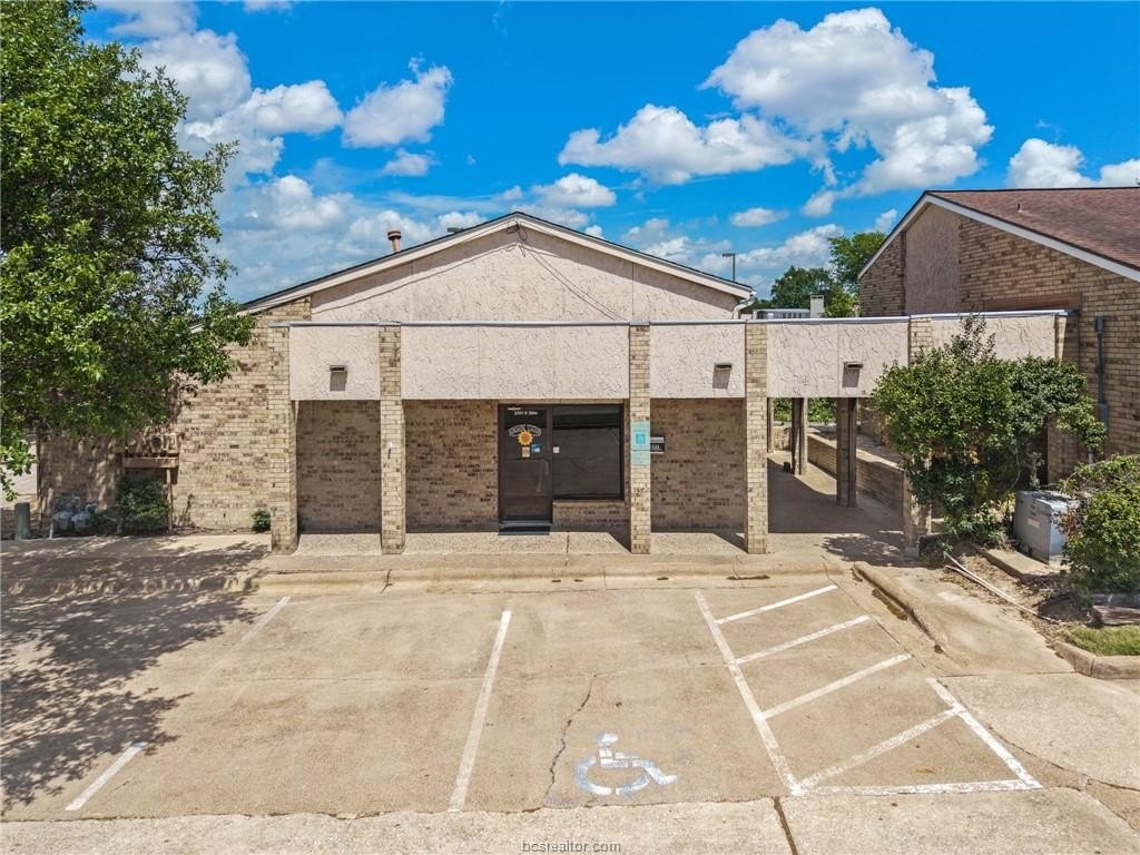 COMMERCIAL - Bryan, TX