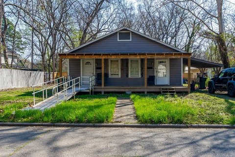 Conway Duplex Near Universities