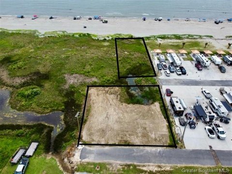 Beachfront Lots in Holly Beach