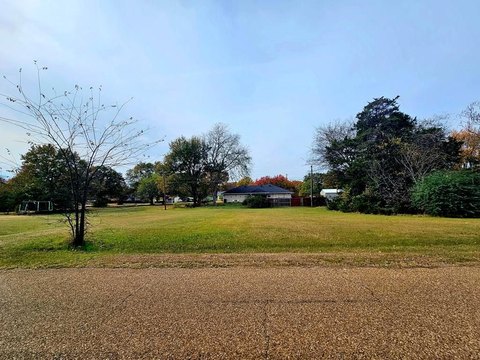Residential Lot Near Cedar Creek