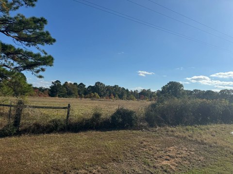 Unrestricted Highway-Front Land Parcel