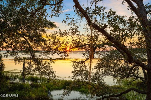 Waterfront Homesite in Habersham Island