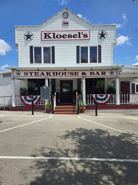 Freestanding Restaurant Building