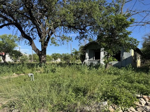 Residential Lot in Brady, TX