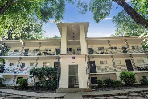 Midtown Atlanta Multifamily Investment