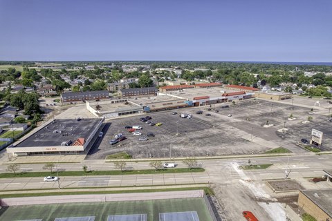 Flex Gym with Multi-Tenant Retail
