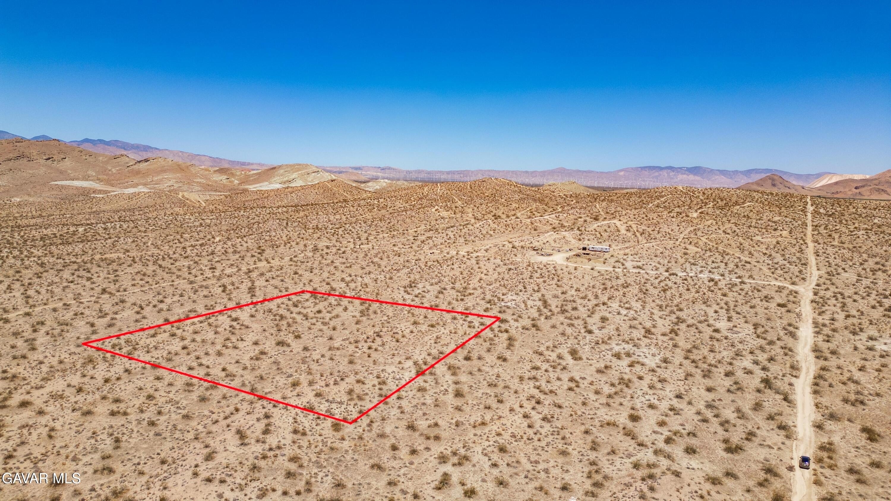 2.5 Acre Desert Land Parcel