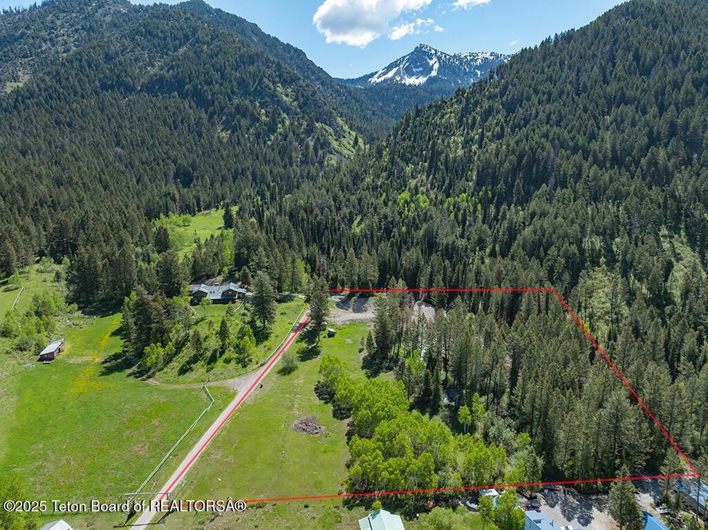 5.1 Acres with Stewart Creek