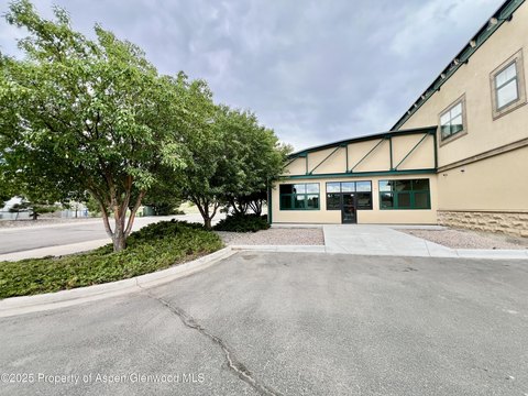 Versatile Commercial Space in Rifle