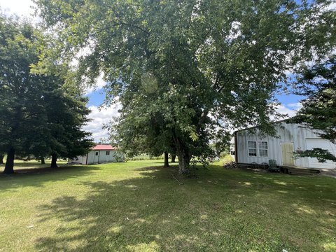 LAND - Flemingsburg, KY