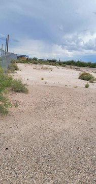 Land in Grandfalls, Texas