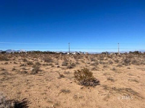 Land in Ridgecrest, California