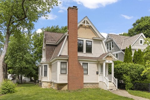 LAND - Naperville, IL