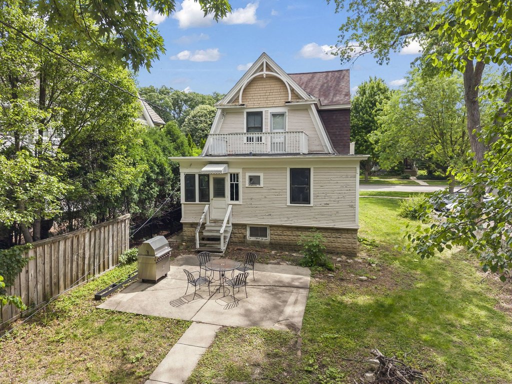 Picture 6