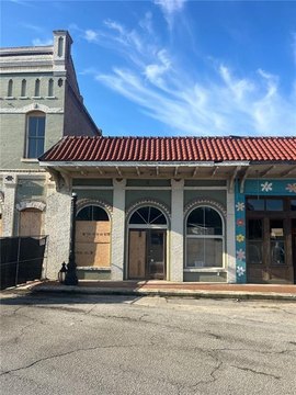 Downtown Barnesville Retail Space