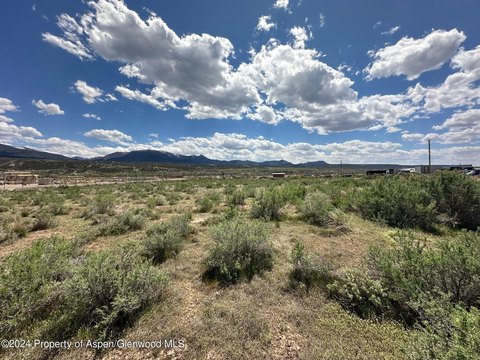 Parachute, CO Commercial Land