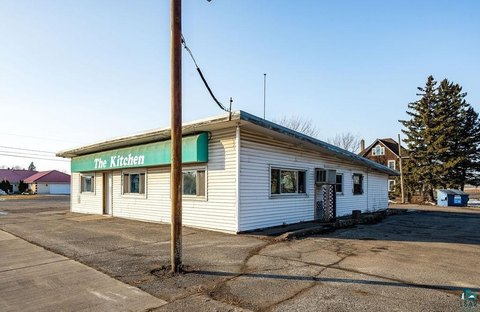 Established Restaurant/Bar in Superior, WI