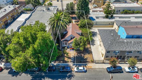 Residential Income, Los Angeles, CA