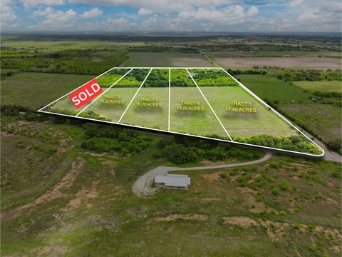 Recreational Homesite Tracts with Paved Access