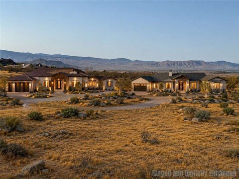 Land, Apple Valley, CA