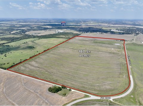 Road-Frontage Agricultural Land Tract