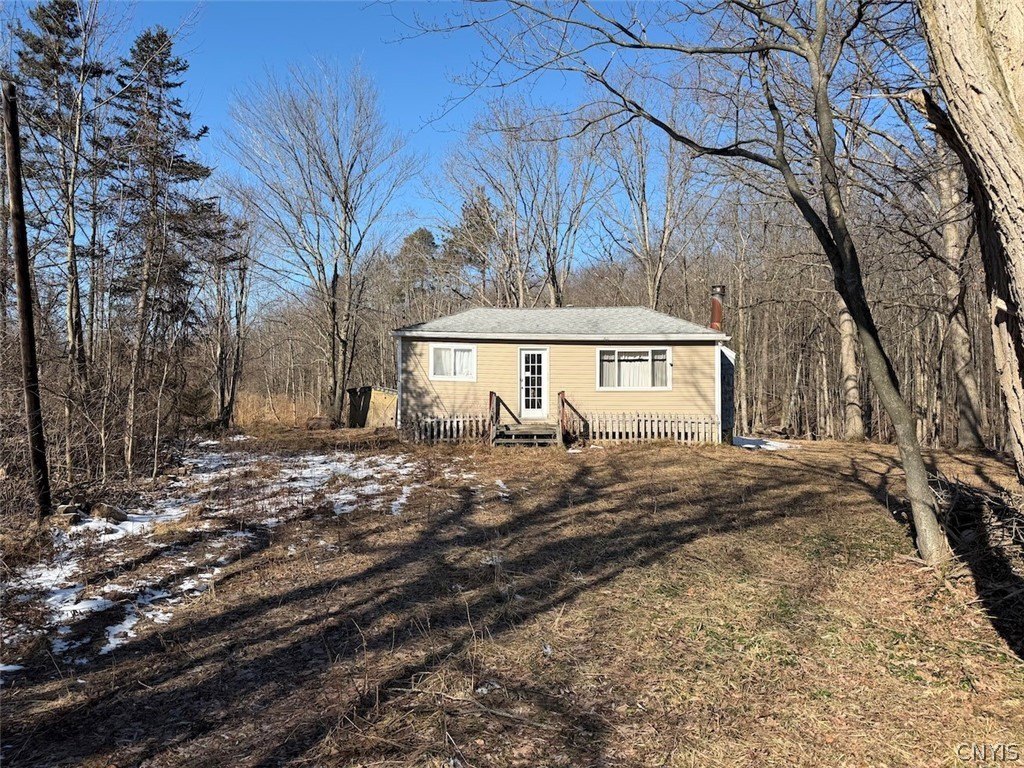 Cabin on Wooded 20 Acres