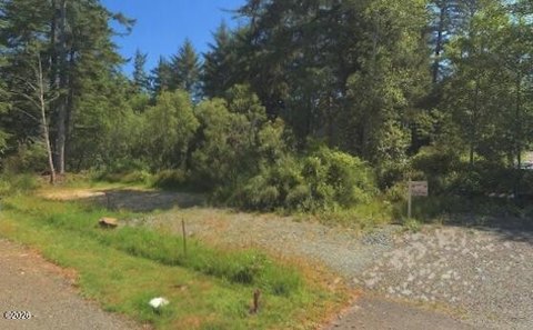 Land, Manzanita, OR