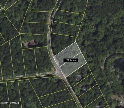 Double Lot in Pocono Spring
