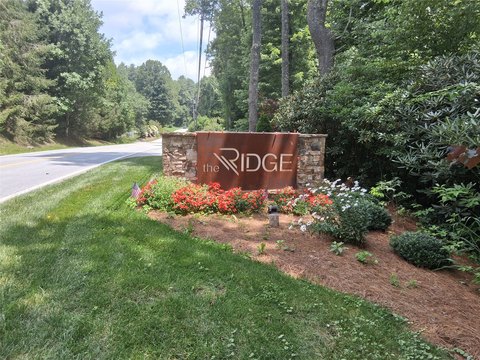 LAND - Cashiers, NC