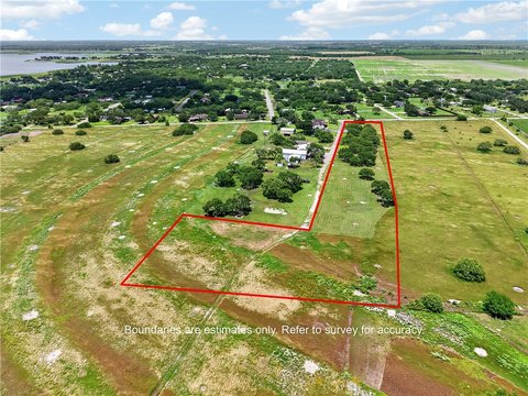 LAND - Mathis, TX