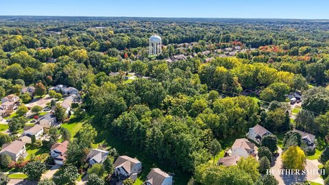 Land, Ada, MI