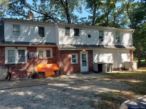 Ridge, NY Triplex Investment