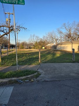 Corner Commercial Lot With High Visibility