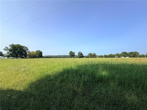 LAND - Belleville, AR