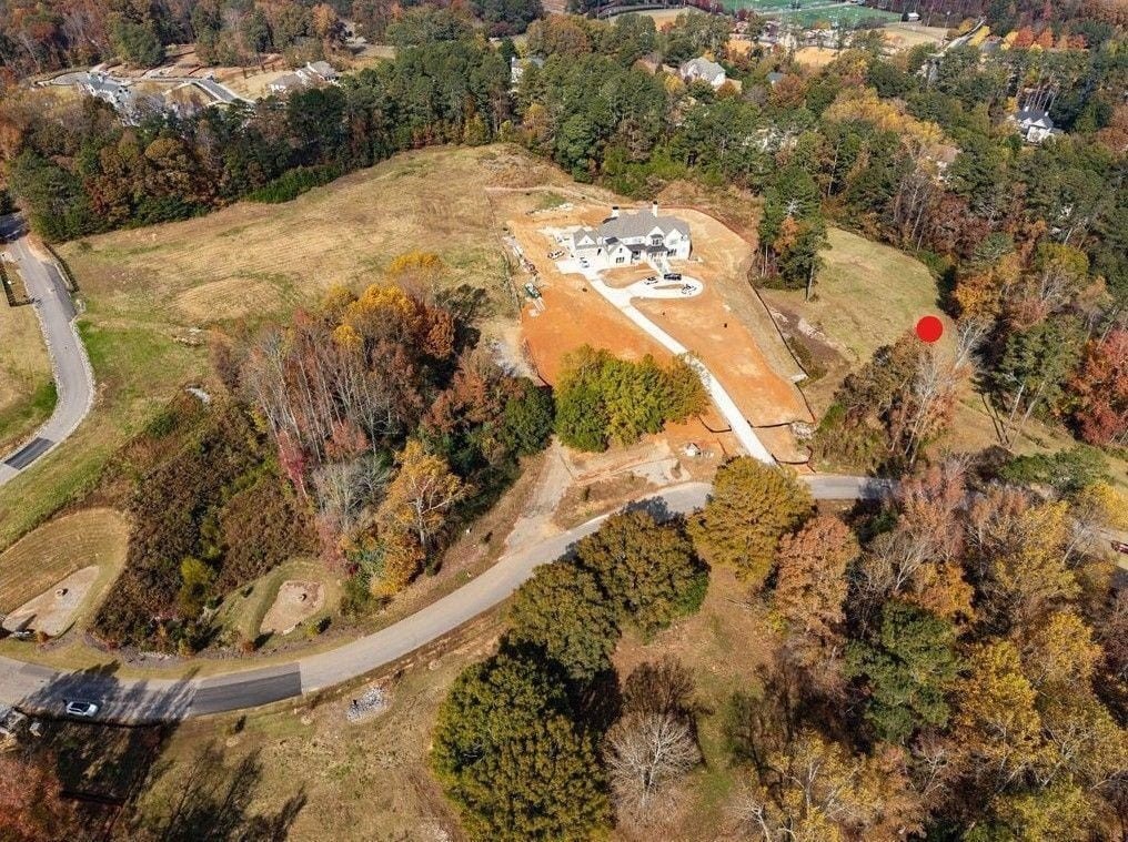 Spacious Estate Lot in Milton