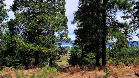 Klamath Falls Land with Views